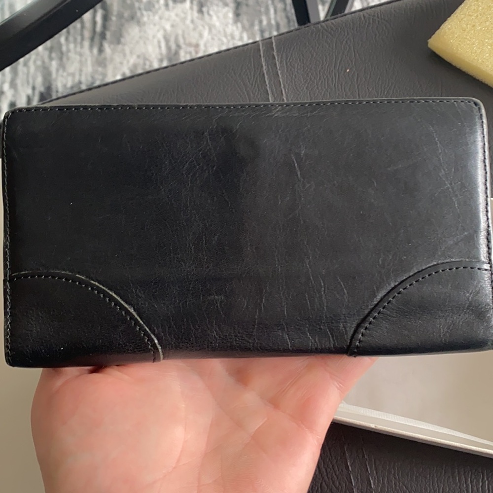 SOLD Vintage Chloe Wallet - Picture 6 of 6